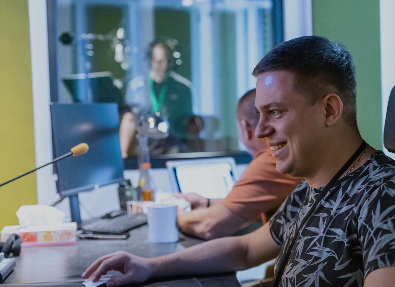 employees, desk, recording studio, collaboration