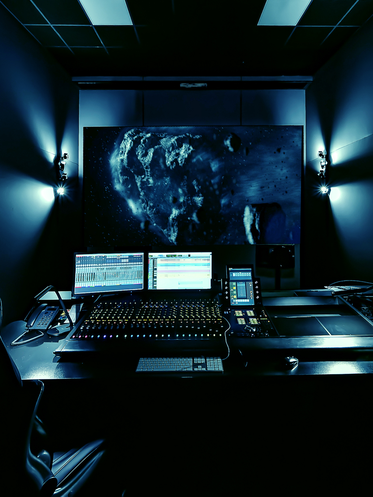 sound engineering keyboard, sound equipment, editing bay