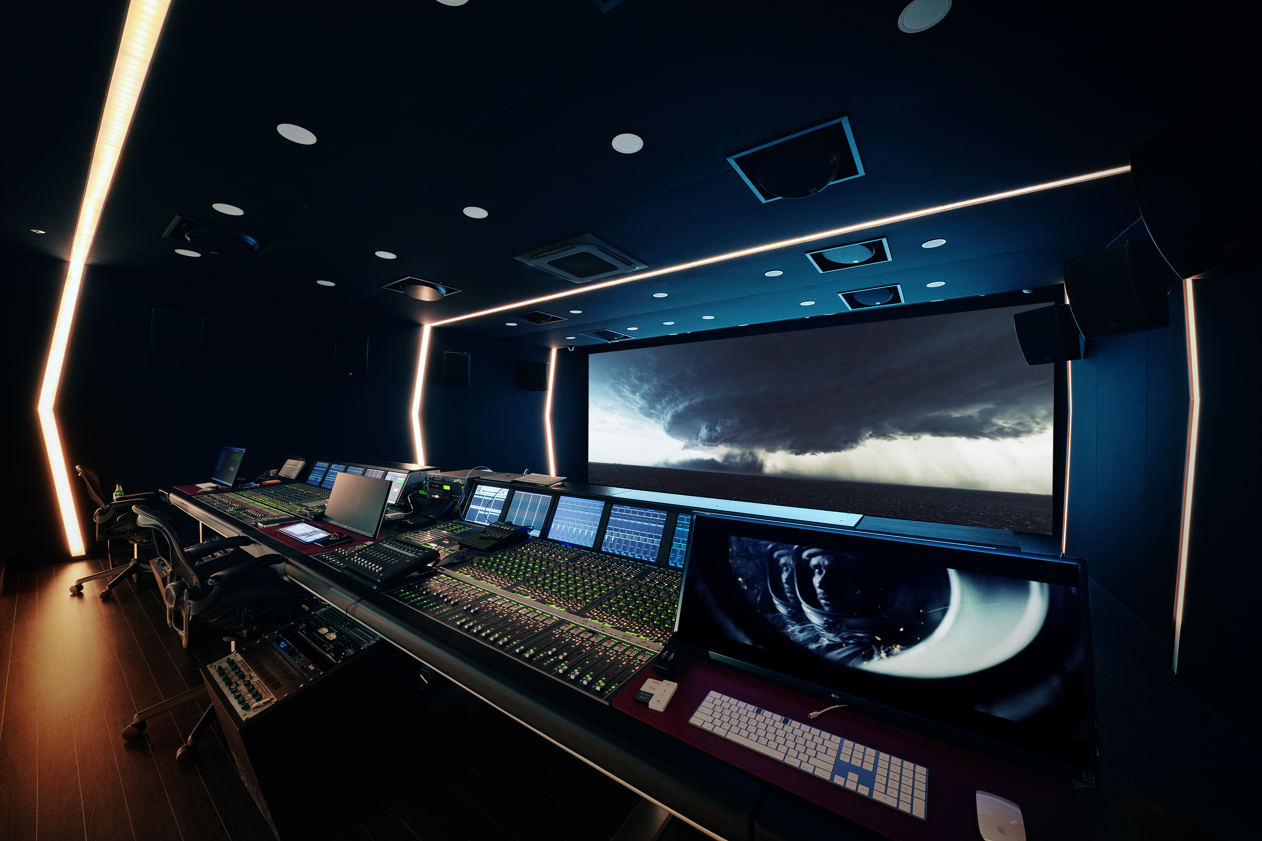 sound engineering keyboard, sound equipment, editing bay